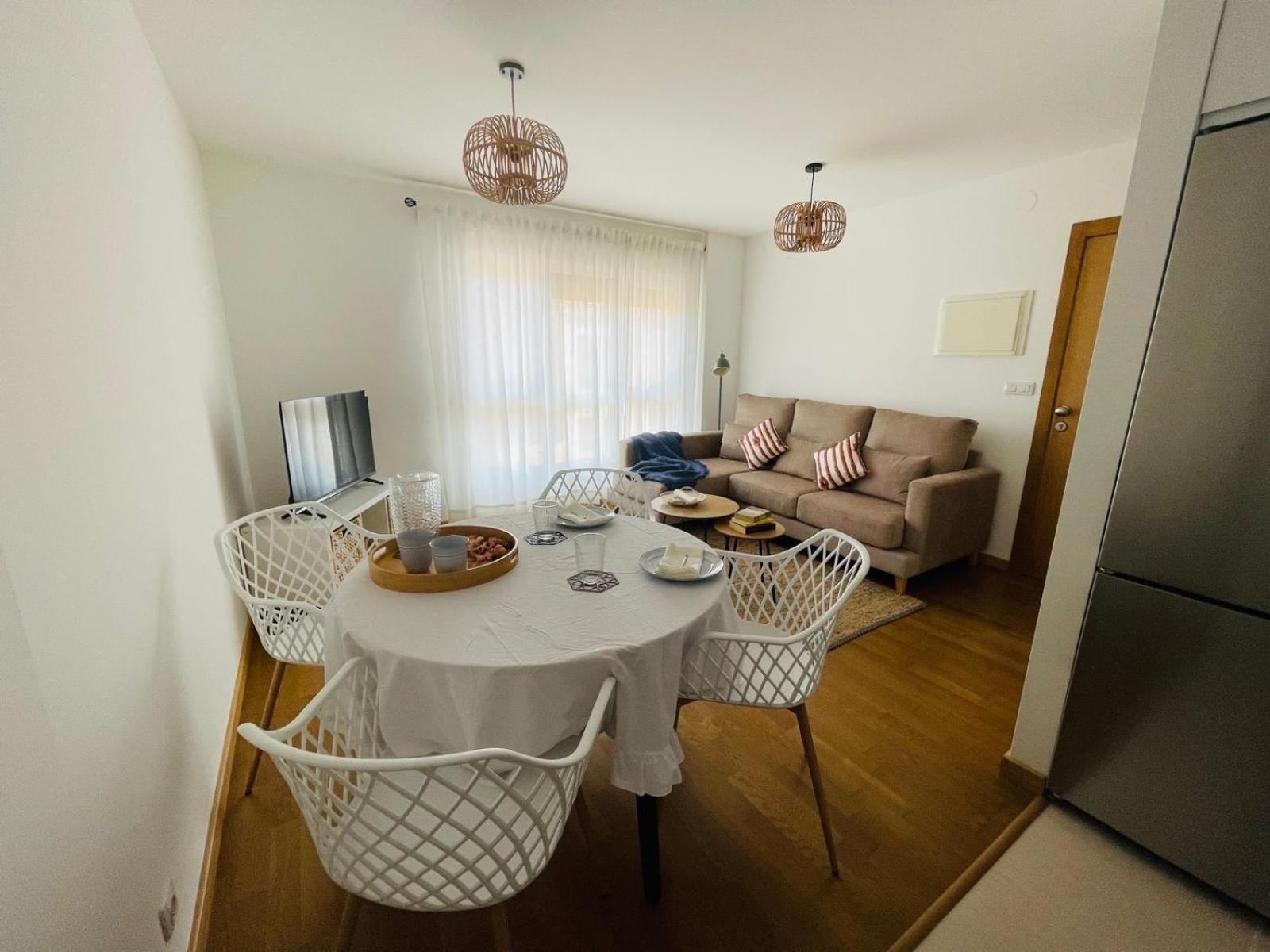 Apartamento Beirada 1 En Porto De Portocubelo Con Parking Lira  Exterior photo